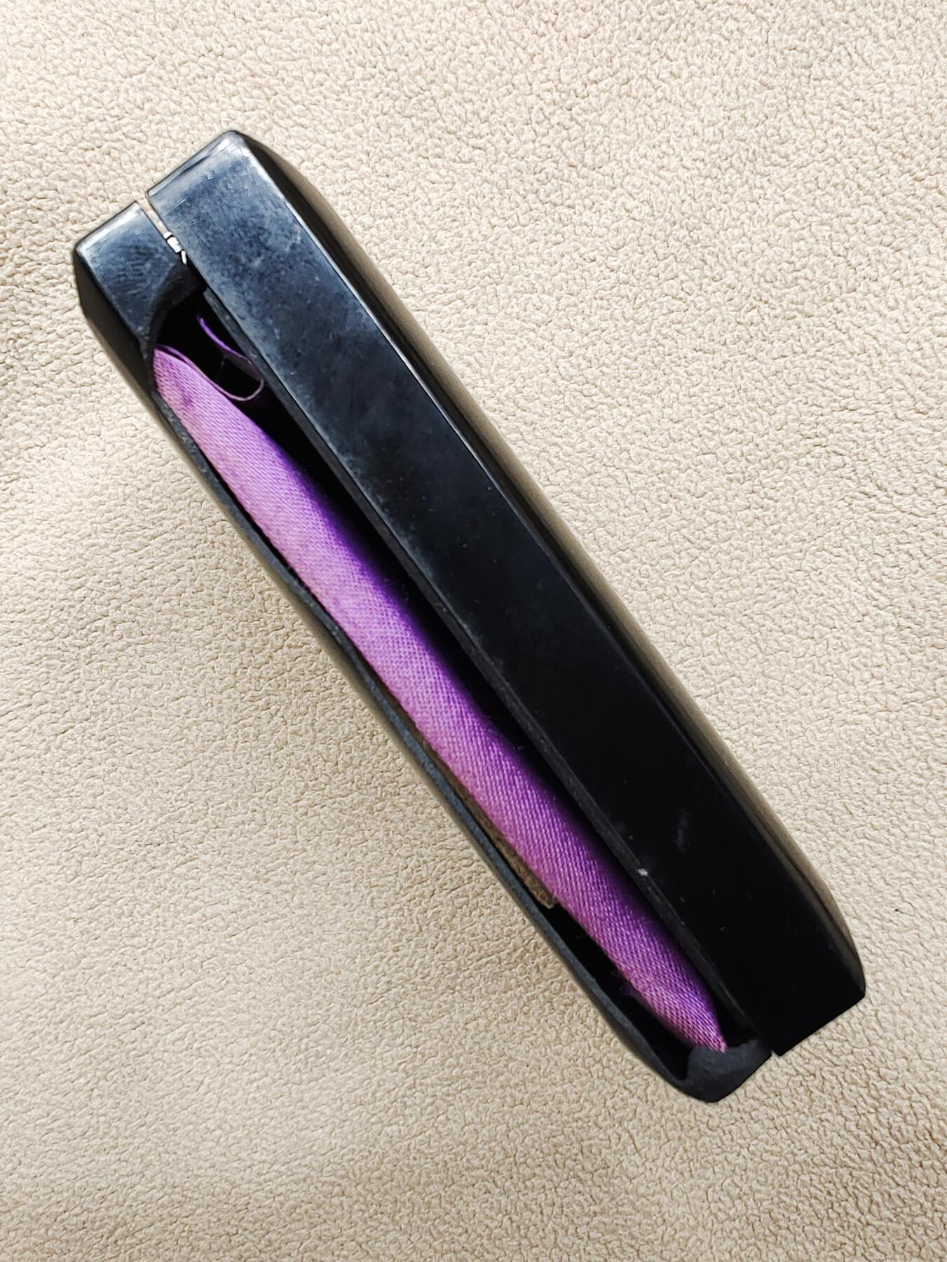 银质勋八等白色桐叶勋章