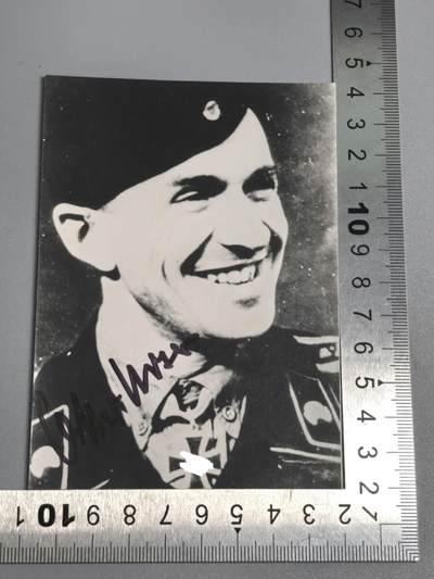 小驴勋章奖章收藏2月7日周六晚六点拍卖（珍爱和平，收藏战争，铭记历史，勿忘国耻，忠党爱国。有偿代拍，送拍规则在简介最后，参拍须阅读规则后再参拍，关系到运费包装发货时效真假辨别等关键信息，拍卖时不再发原图，看大图店主微信码在拍卖店铺介绍里） - 统帅堂豹营Oskar Moser战后双面亲签