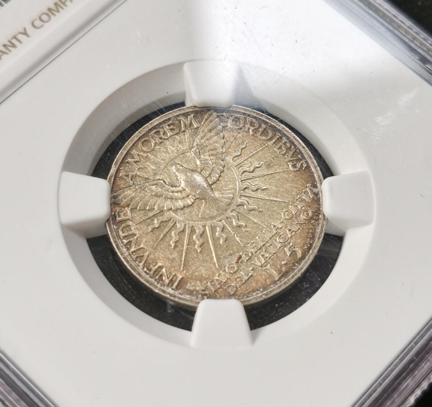 甄臻铺-世界币章拍卖（第49期）精品场拍品征集中，送拍享返佣金等优惠多多 NGC-AUD 1939年梵蒂冈教皇缺位 5里拉 经典欧洲彩