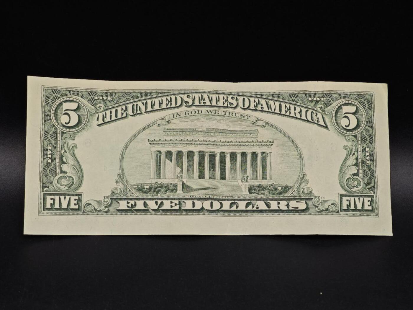 【淘币小摊】实时拍第八百六十五拍   纸币场    年前最后一周之前预留预留8号9号全部发出请更换最新收货地址不方便收货的请勿参拍或者顺丰到付 美国5美元纸币【有折】