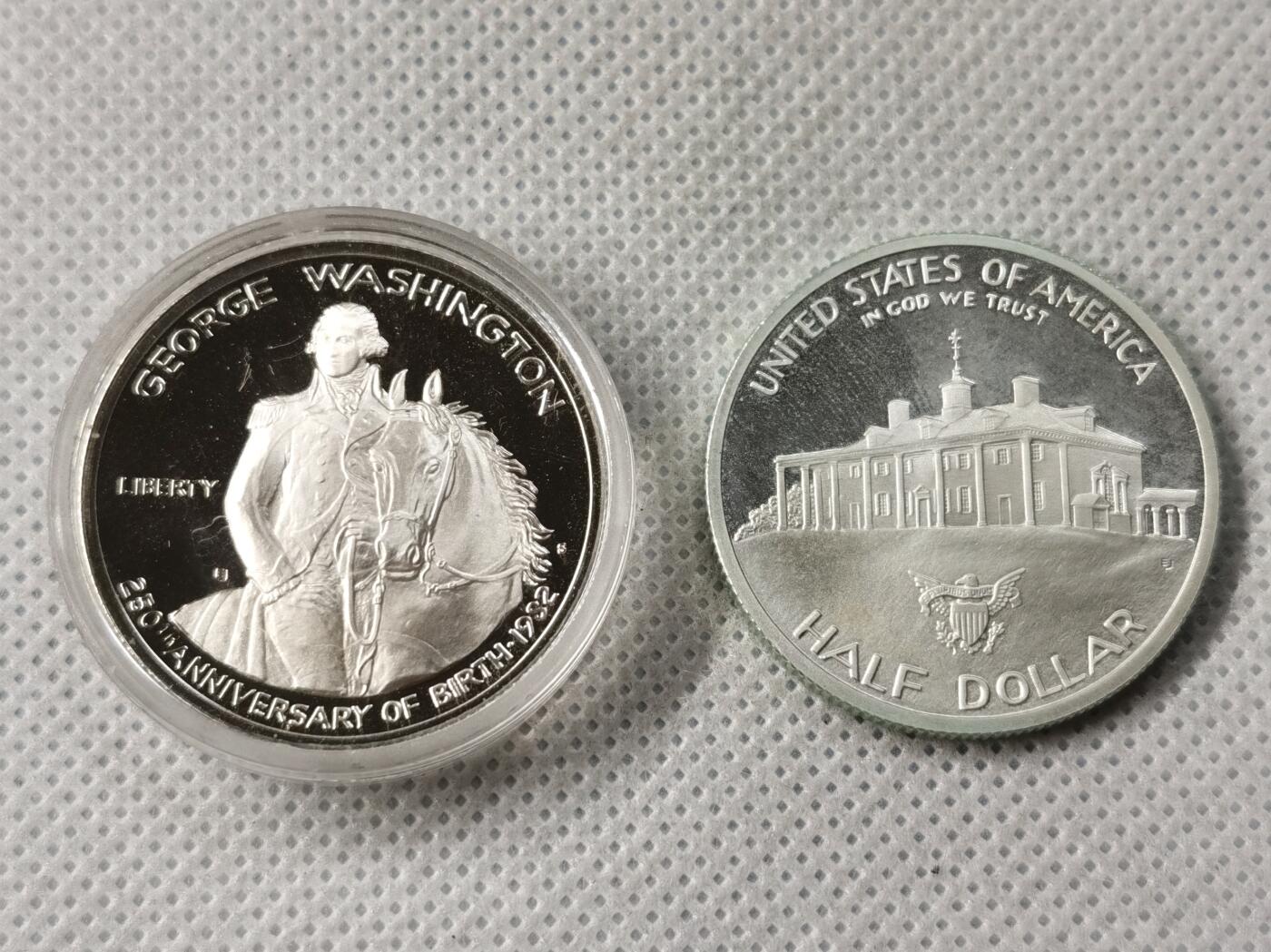 甄臻铺-世界币章拍卖（第49期）精品场拍品征集中，送拍享返佣金等优惠多多 1982美国华盛顿银币 12.5克（含银90%），2枚一组