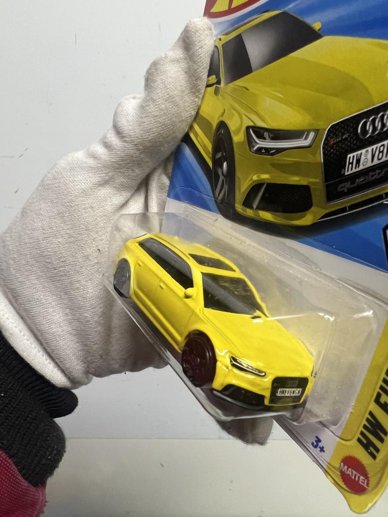 零元拍：风火轮吊卡 奥迪RS6 全新未拆