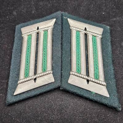 0元起拍勋章 第332期 咸鱼国勋章拍卖专场 2月8日（周日）下午6：00开始 - 东德警务军官领章一对