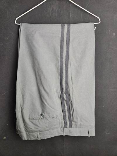 0元起拍勋章 第332期 咸鱼国勋章拍卖专场 2月8日（周日）下午6：00开始 - 美国陆军将官绿常裤子 腰围98 裤长110