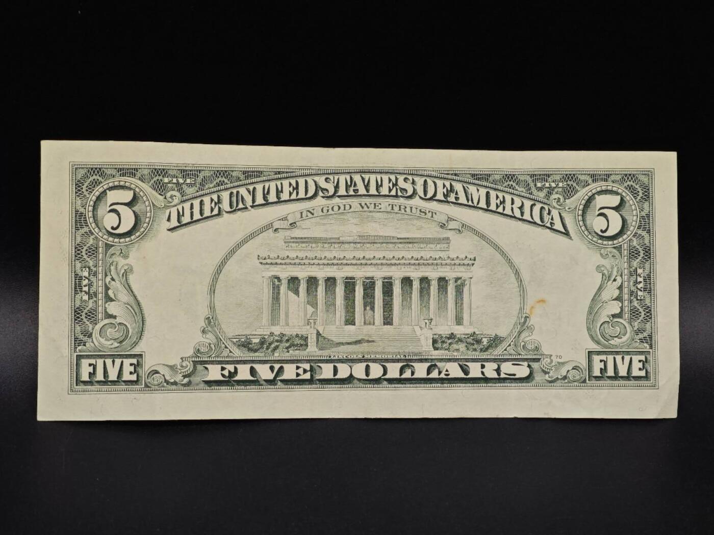 【淘币小摊】实时拍第八百六十五拍   纸币场    年前最后一周之前预留预留8号9号全部发出请更换最新收货地址不方便收货的请勿参拍或者顺丰到付 美国5美元纸币【有折】