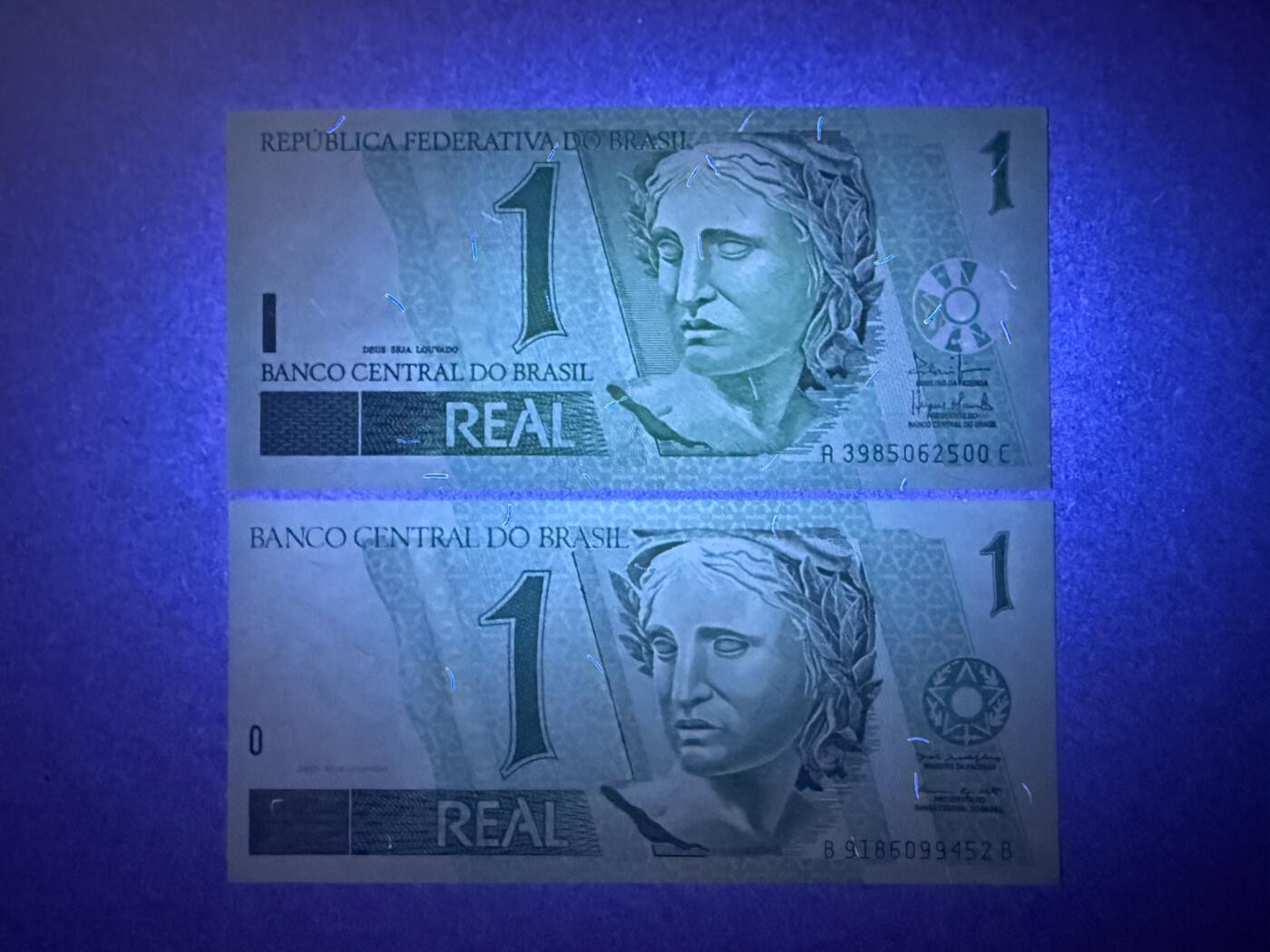 《艾美收藏》第231期-2.8周日外币精品(春节前收官)-世界最佳纸币特辑 巴西1雷亚尔2张 UNC 1997年和2003年不同版本