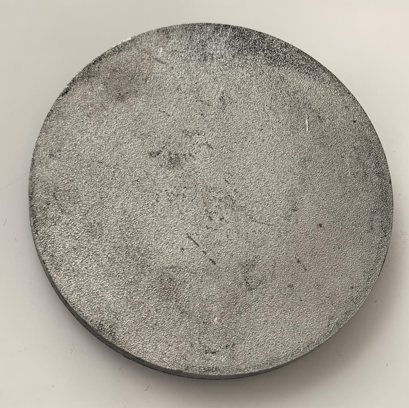 外国优质老铜币高银银币，周六九点倒数截拍，满百包邮，持续收拍，年后发货 米涅瓦雕像纪念章，米涅瓦为罗马神话智慧与战争女神，该雕像属俄国古典主义园林雕塑，由С. 伊万诺夫创作，承载着西方神话与俄国园林文化的历史传承。