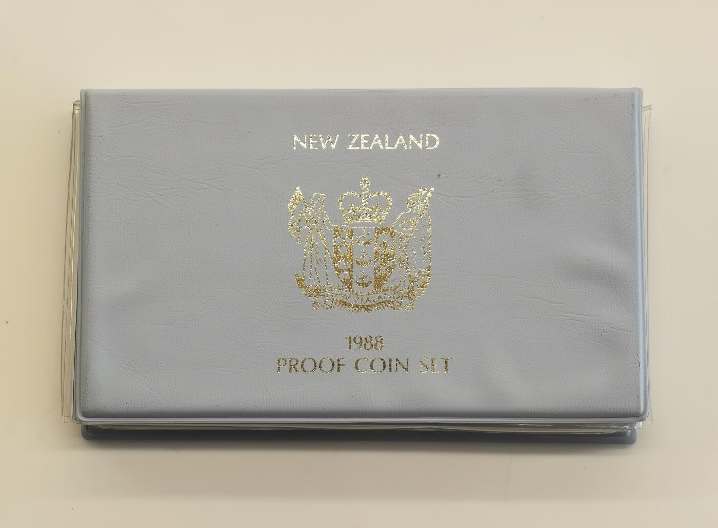 博洋堂“心向春光”2月精品大拍专场暨第160期（全场包邮） 新西兰1988年7枚精制套币，原盒证