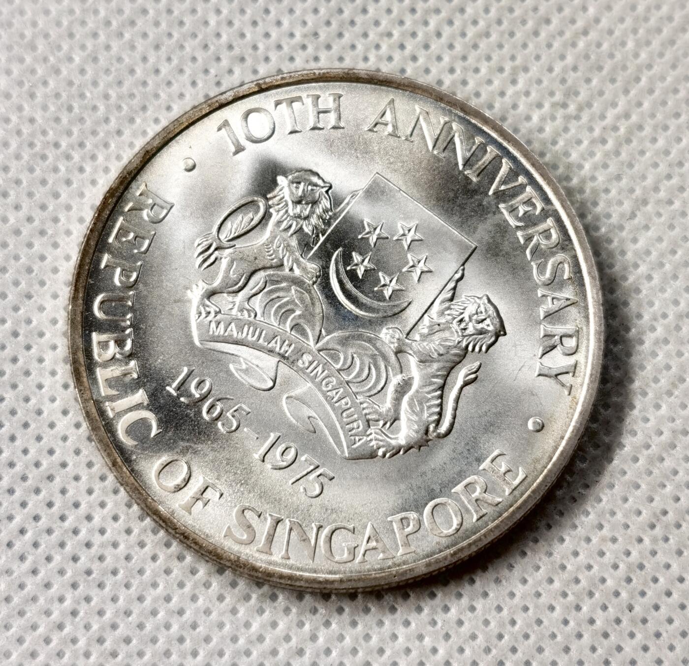 甄臻铺-世界币章拍卖（第49期）精品场拍品征集中，送拍享返佣金等优惠多多