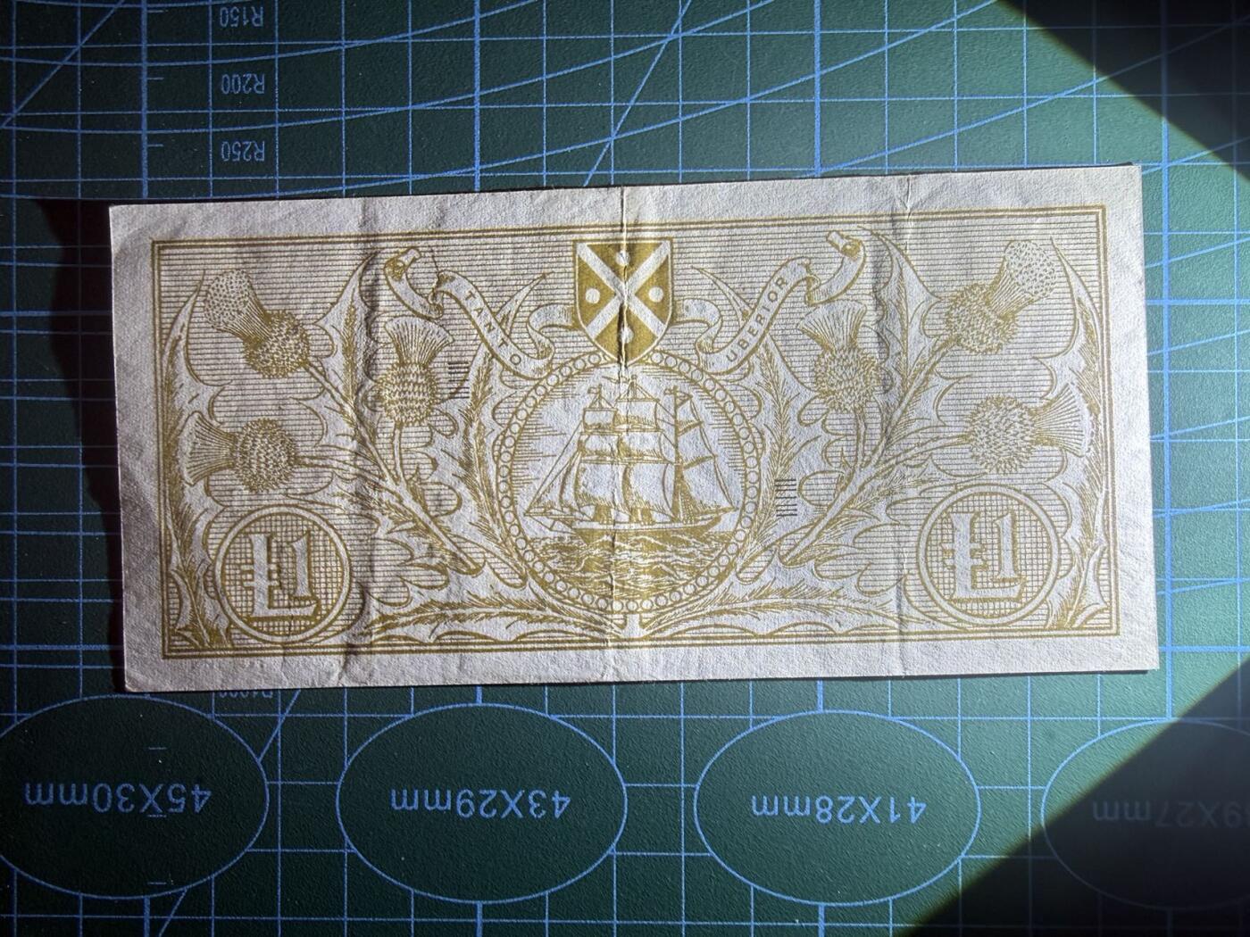 【炜奕收藏】，第五十九期，苏格兰多时期钞票，年前最后一期，拍后所有寄存物品将寄出 1967年苏格兰银行1镑，品相如图