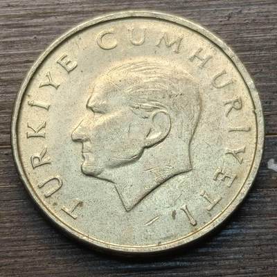 【铜匠收藏】★第147★散币专场 不寄存，30包邮。不满30元，支付5元运费。《接受代拍 代送NGC评级》 80【无寄存】土耳其  1998年 25000里拉 玫瑰 星月