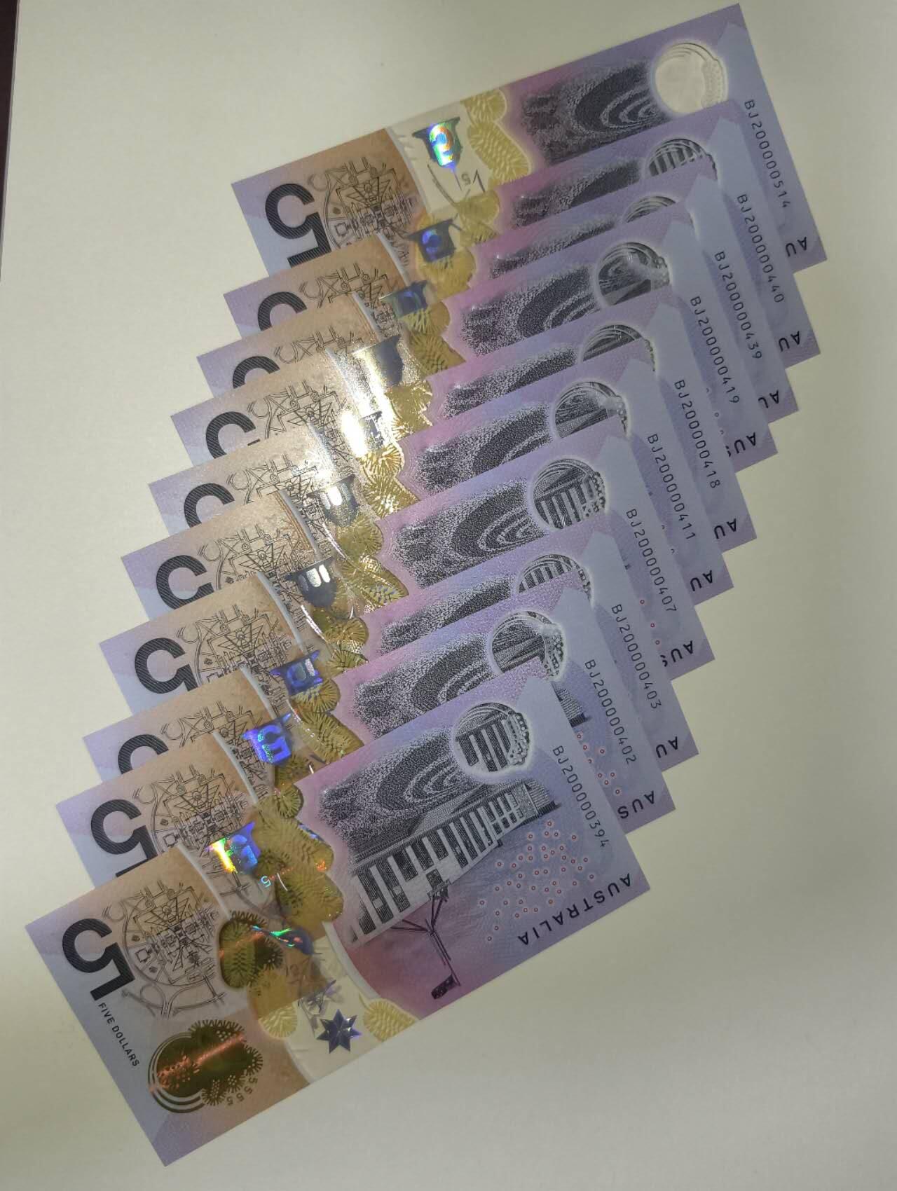 春节钱币瓷器清货捡漏拍场 澳大利亚新版明亮版5元塑料钞 全新UNC BJ冠10张，部分连号