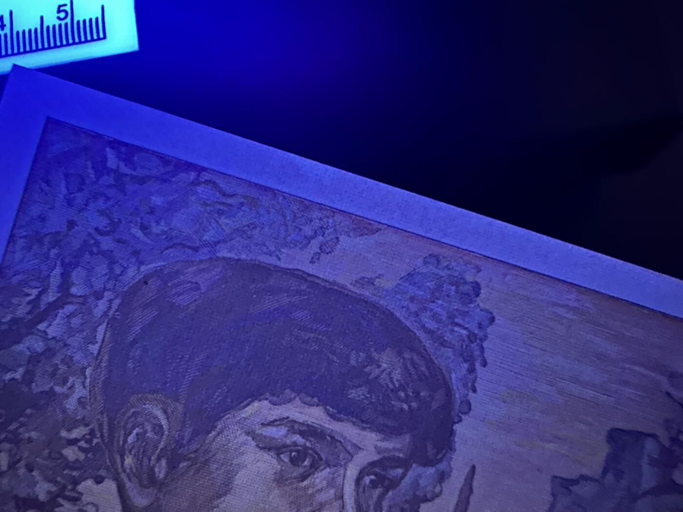 《外钞收藏家》第六百零九期（农历年前收官场、本期年后快递恢复正常再发货）（本平台长期征集拍品、欢迎藏友们联系合作） 法国上一版本10（勃辽茨）+20（德彪西）+50（凡尔赛宫）法郎三张 /1张角不绝、一张边轻微潮