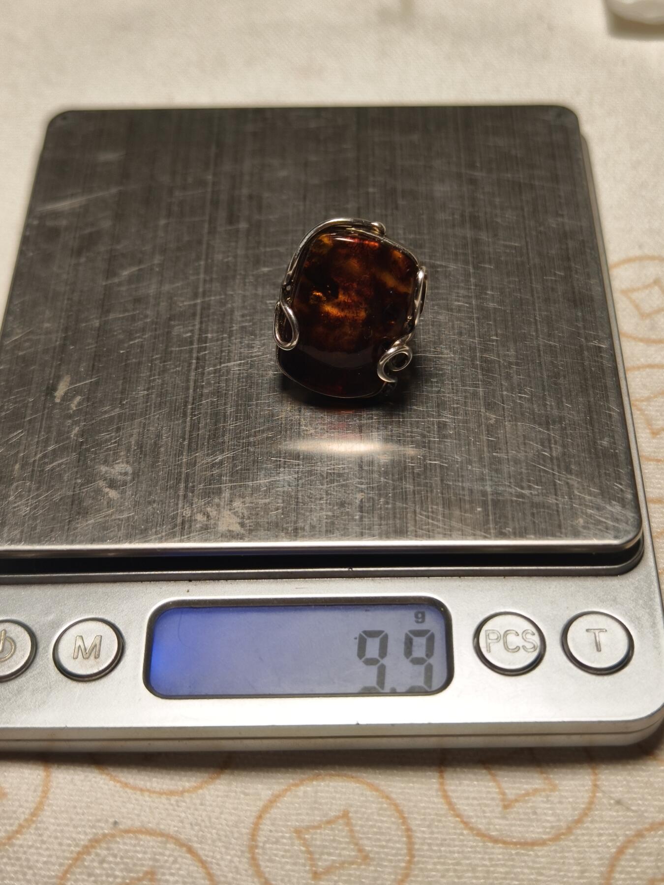 抚柳草堂-第十二期章牌钱币  奖章勋章限时免佣 满百包邮 放漏专场 天然琥珀戒指 925银镶嵌 天然材质品相如图 重9.9g