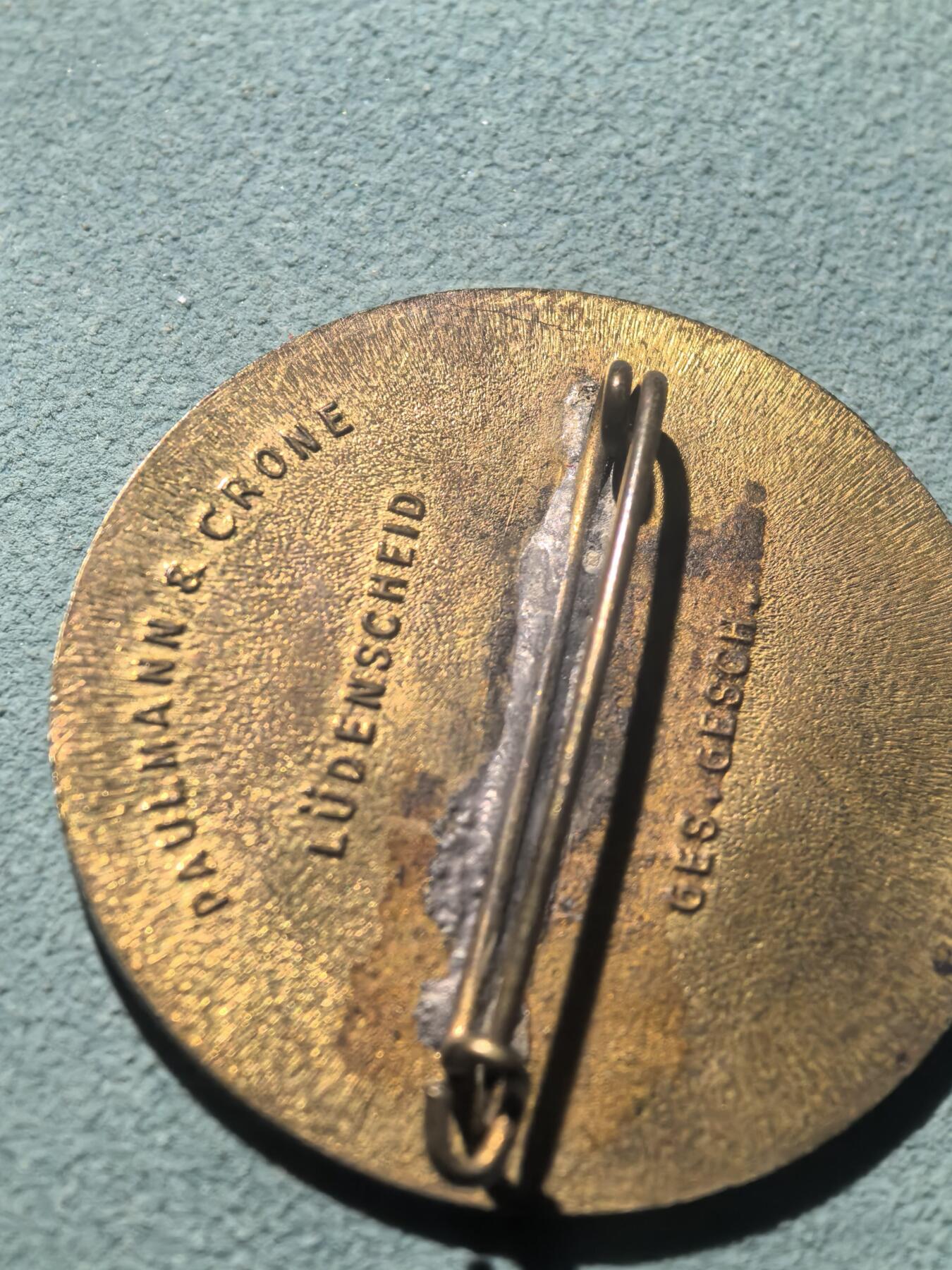 盛世勋华——号角文化勋章邮票专场拍卖第304期 德国（1939）北威斯特法伦地区小胡子感谢人民纪念铜章 做工精美 极为少见 带厂标