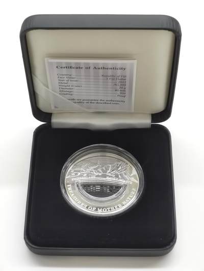 博洋堂“心向春光”2月精品大拍专场暨第160期（全场包邮） - 2012年斐济1元精制银币 自然母亲的宝藏-烟色水晶 20克999银 发行量：999 盒证全