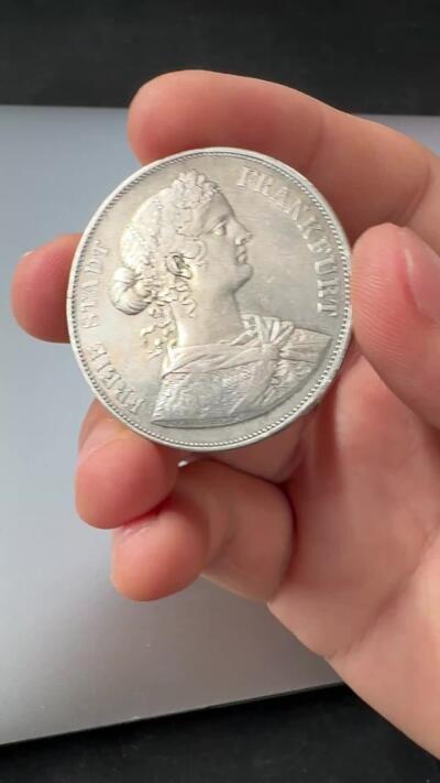 甄臻铺-世界币章拍卖（第49期）精品场拍品征集中，送拍享返佣金等优惠多多 1861年法兰克福少女泰勒，55-58的品相，好包浆老味道