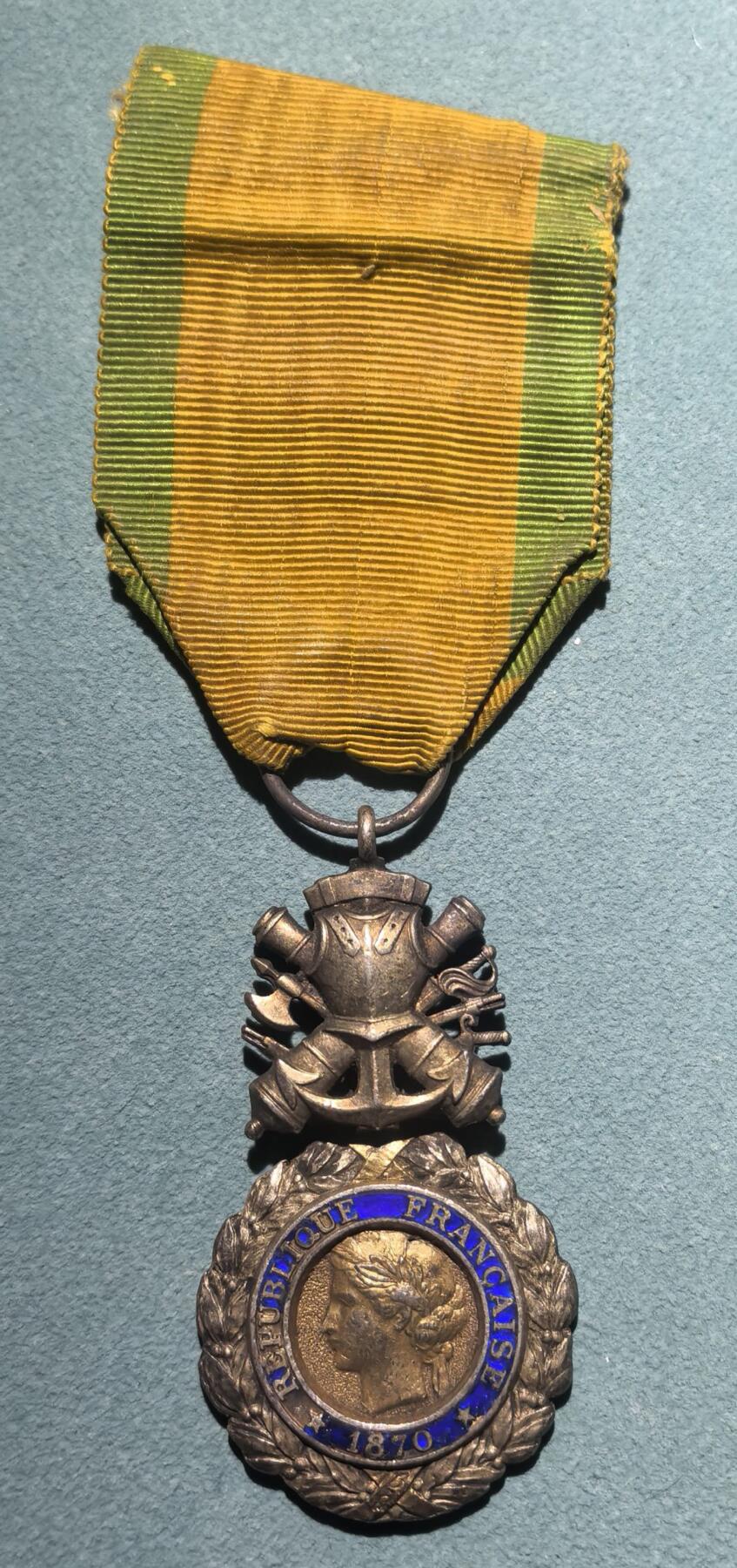 盛世勋华——号角文化勋章邮票专场拍卖第304期 法国军事奖章 五共版 银制带银标 银价300+