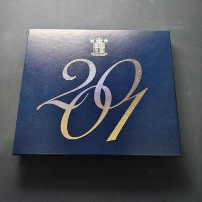 【全场包邮】纯粹捡漏拍501场-持续更新中 - 英国2001年官方精制套币-盒证全-含5镑维多利亚时代+2镑马可尼电报+2镑机械时代+凯尔特十字1镑精制纪念币