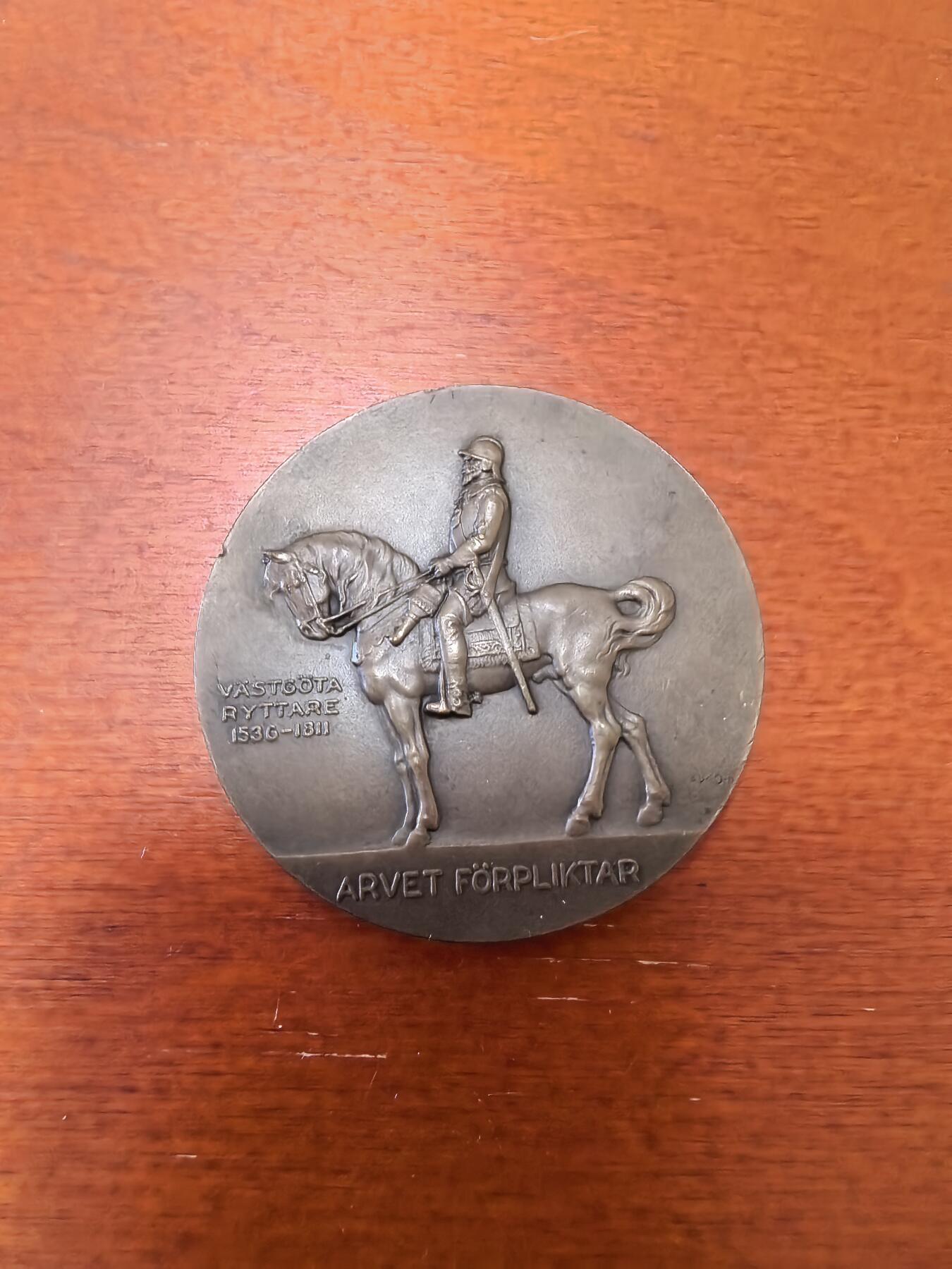 长老汇蛇年精选第九十八场拍卖 1926瑞典古斯塔夫五世阅兵铜章，34克，45MM