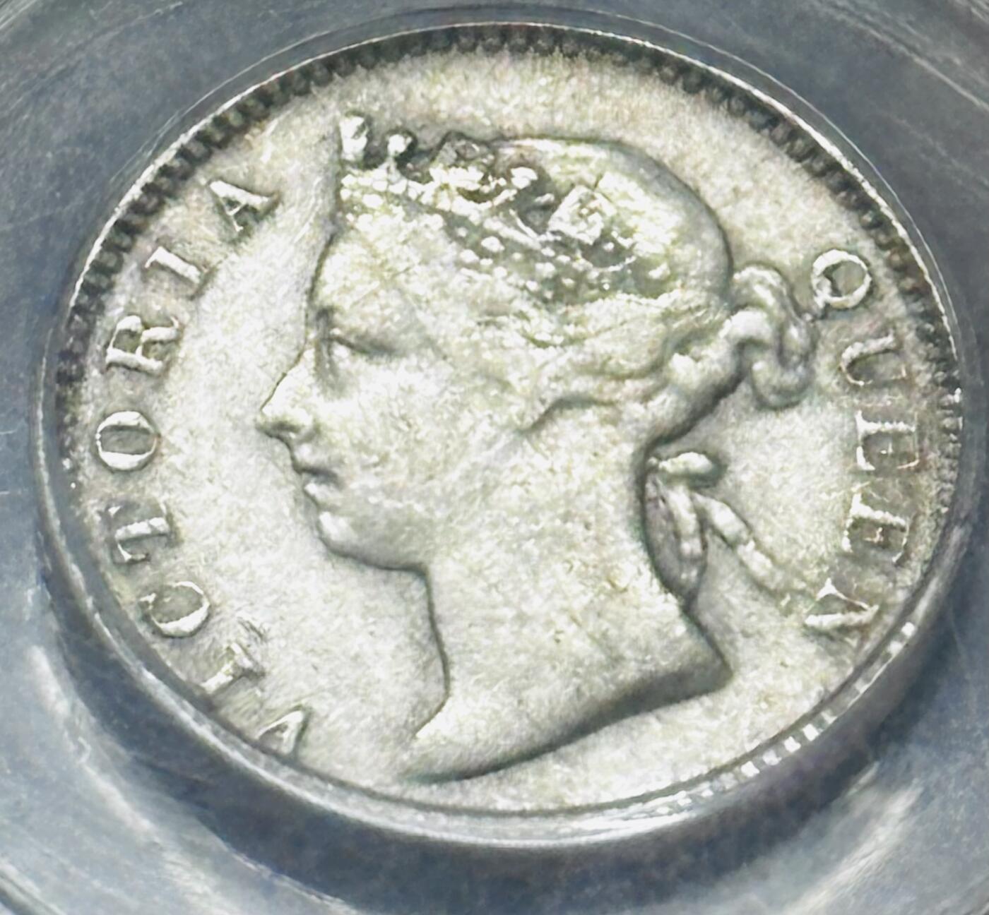 【金马踏春，泉马奔腾】2026 年新年贺岁场，（定于年初五接财神截拍）祝各位老板马到成功，马上有钱，愿岁岁平安喜乐顺遂 1900 年英属香港五仙银币，维多利亚时期，公博评级 AU55 分