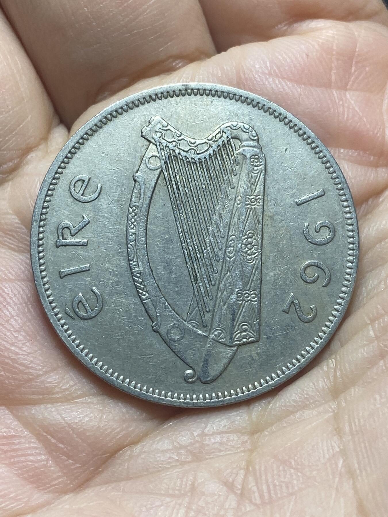 2026年第二十场(总第一百八十九场）外国好品散币场(免佣金) 爱尔兰🇮🇪1962年1弗洛林(等值2先令6便士，共和国时期第一套第二版)