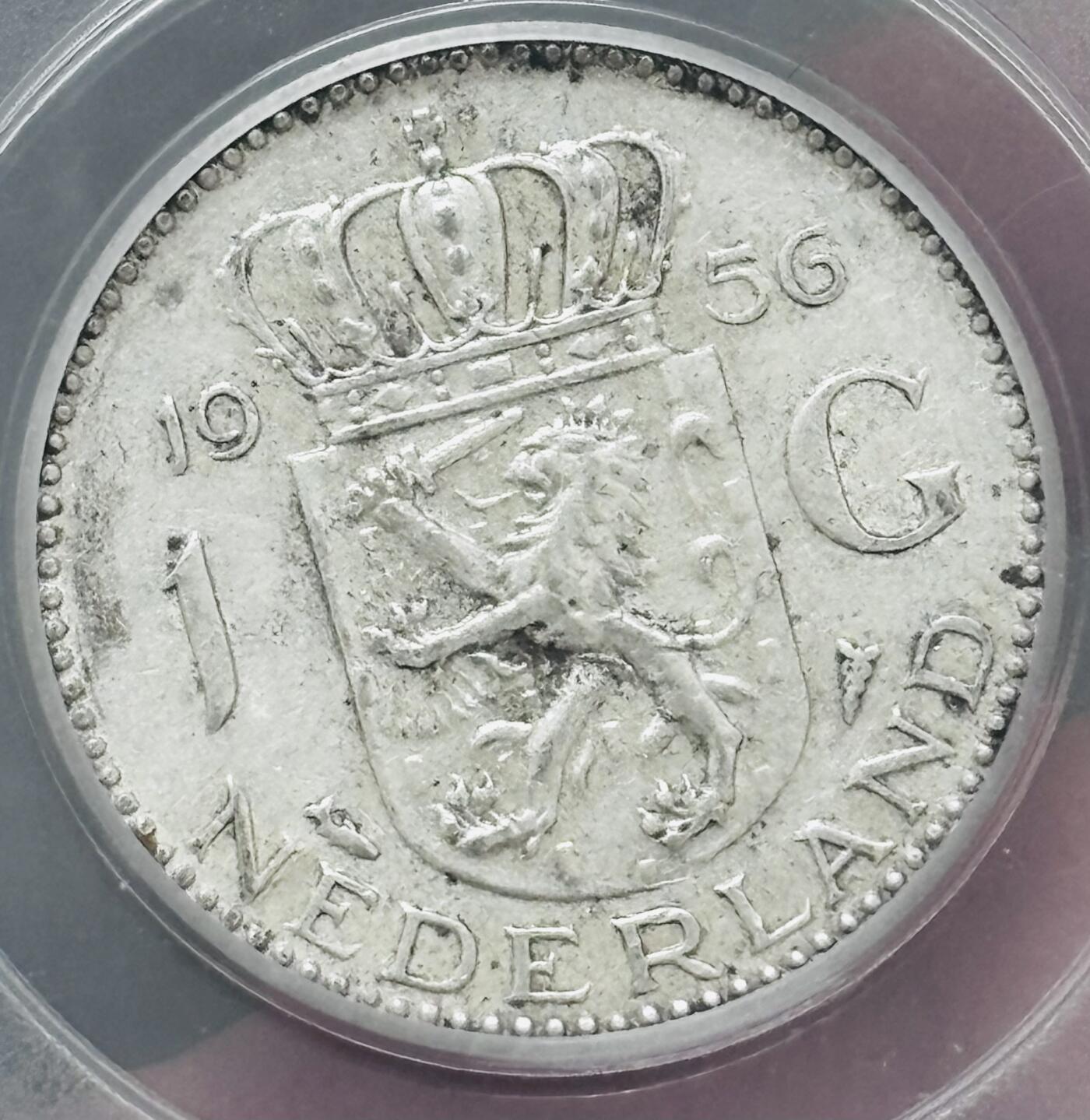 【金马踏春，泉马奔腾】2026 年新年贺岁场，（定于年初五接财神截拍）祝各位老板马到成功，马上有钱，愿岁岁平安喜乐顺遂 1956 年荷兰朱丽安娜 1 盾银币公博评级 AU55 ，6.5 克 720 银