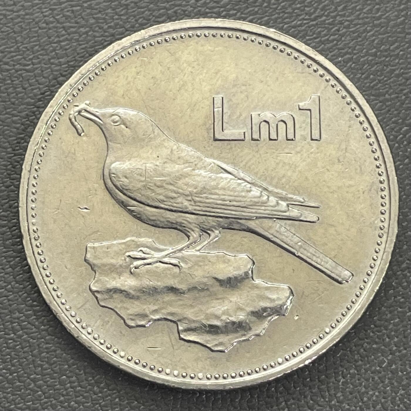 回流0207 马耳他1986年1里拉（等值人民币17元） 纯镍币 马耳他国鸟蓝岩鸫