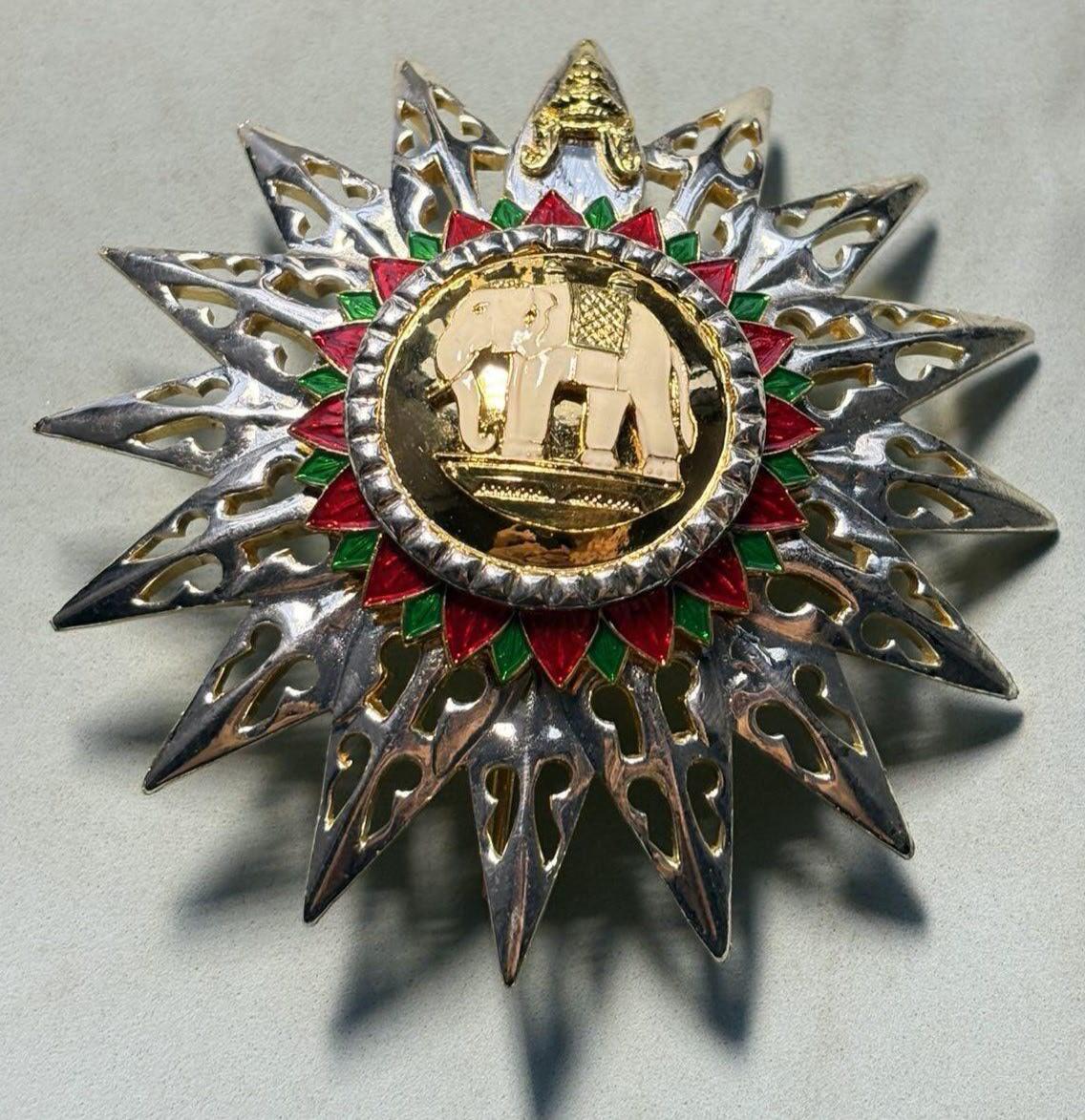 盛世勋华——号角文化勋章邮票专场拍卖第304期 泰国大十字/大军官白象勋章星章 大尺寸