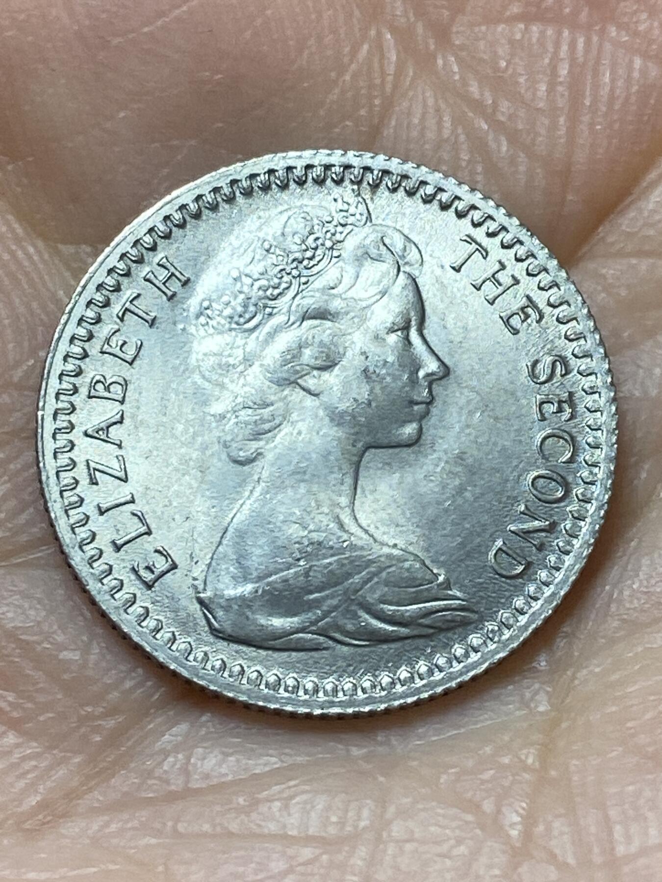 2026年第二十场(总第一百八十九场）外国好品散币场(免佣金) 好品–英属罗德西亚1964单年份5分(伊丽莎白二世中年花冠，6便士和5分双面值)