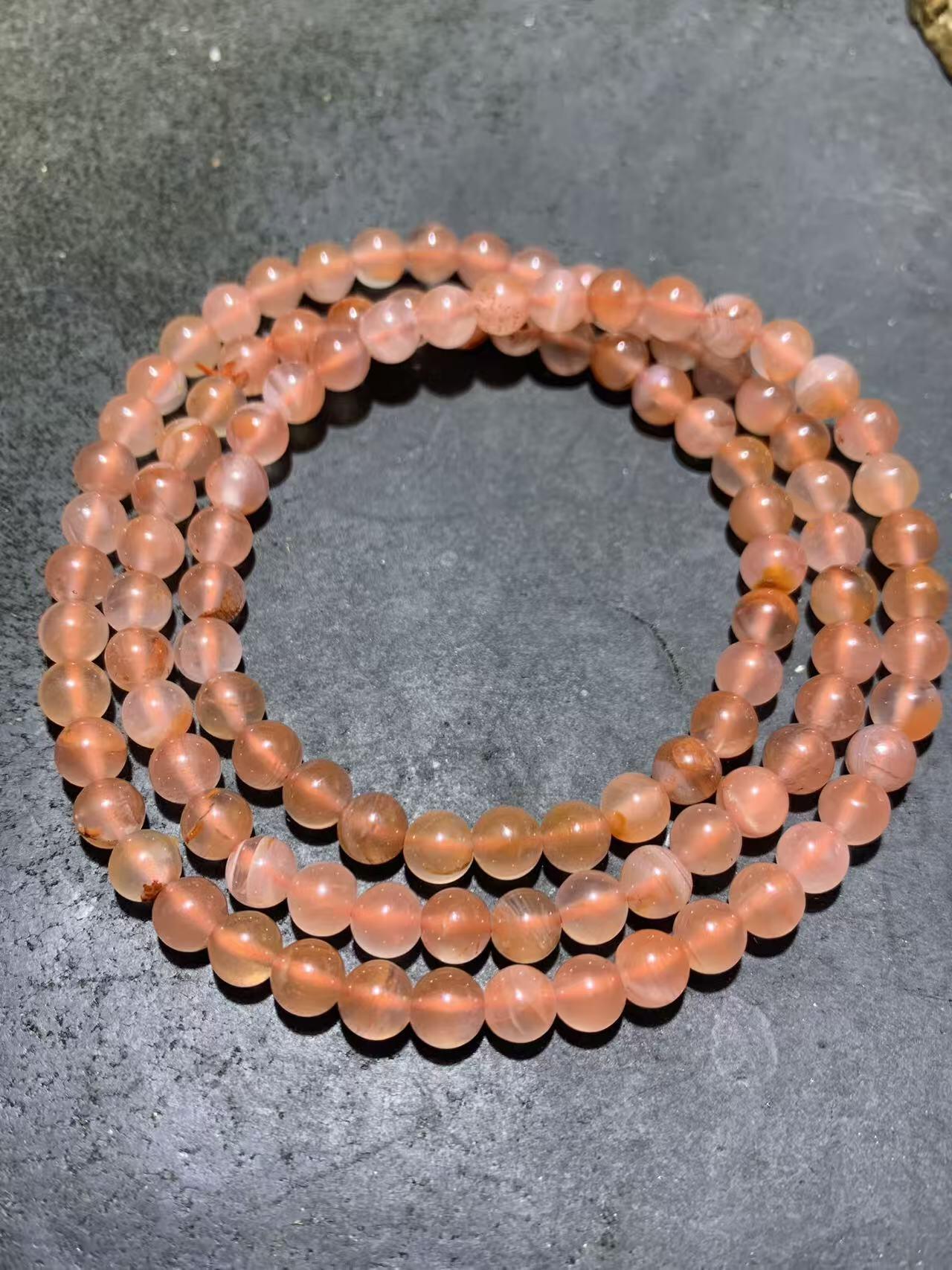 精美川料南红高冰樱桃红冰漂108一条！