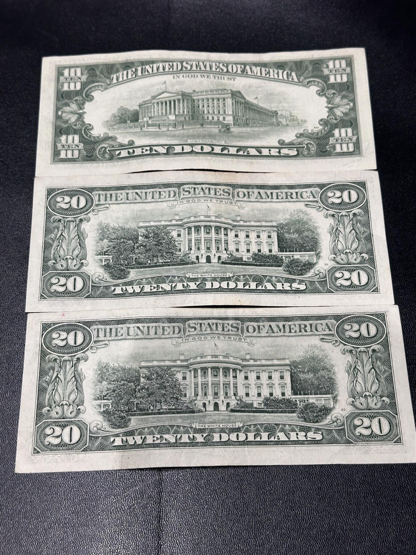 《外钞收藏家》第六百零九期（农历年前收官场、本期年后快递恢复正常再发货）（本平台长期征集拍品、欢迎藏友们联系合作） 1988年美国小头版10和20美元 3张一起 非全新 品相如图