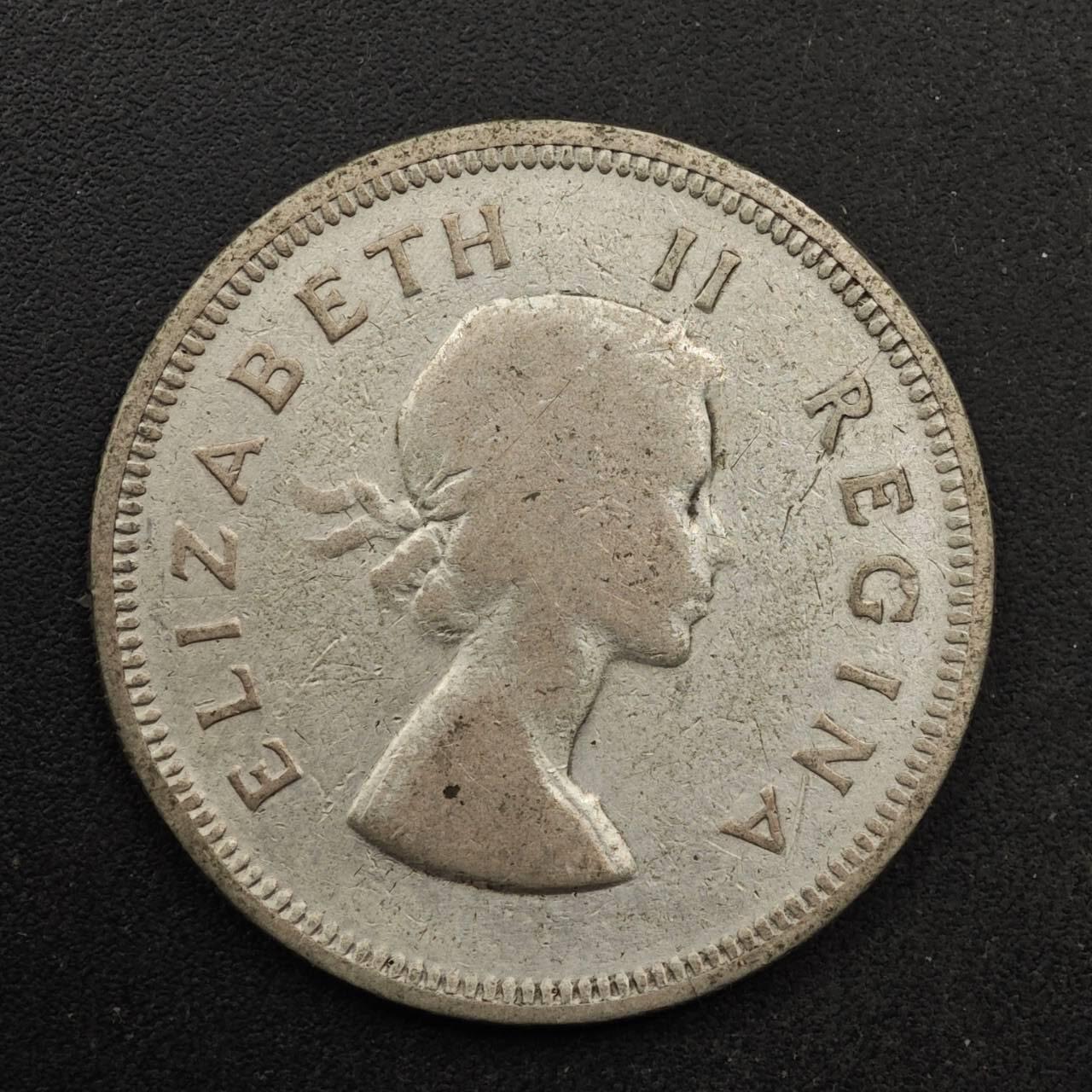 【淘币小摊】实时拍第八百六十七拍   小银币散币场    年前最后一周之前预留8号9号全部发出请更换最新收货地址不方便收货的请勿参拍或者顺丰到付