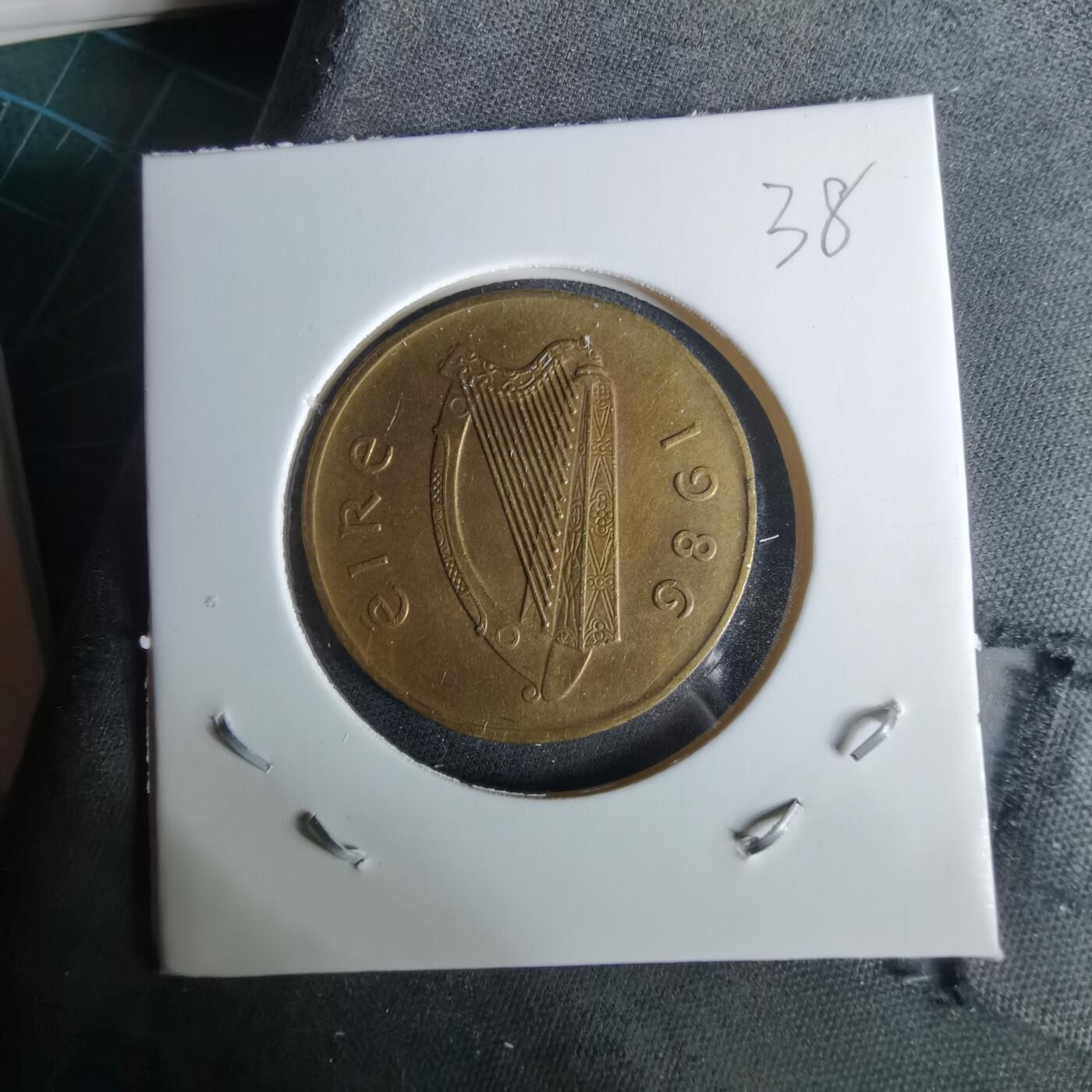 沼泽如烟--第989场 爱尔兰1986年20便士