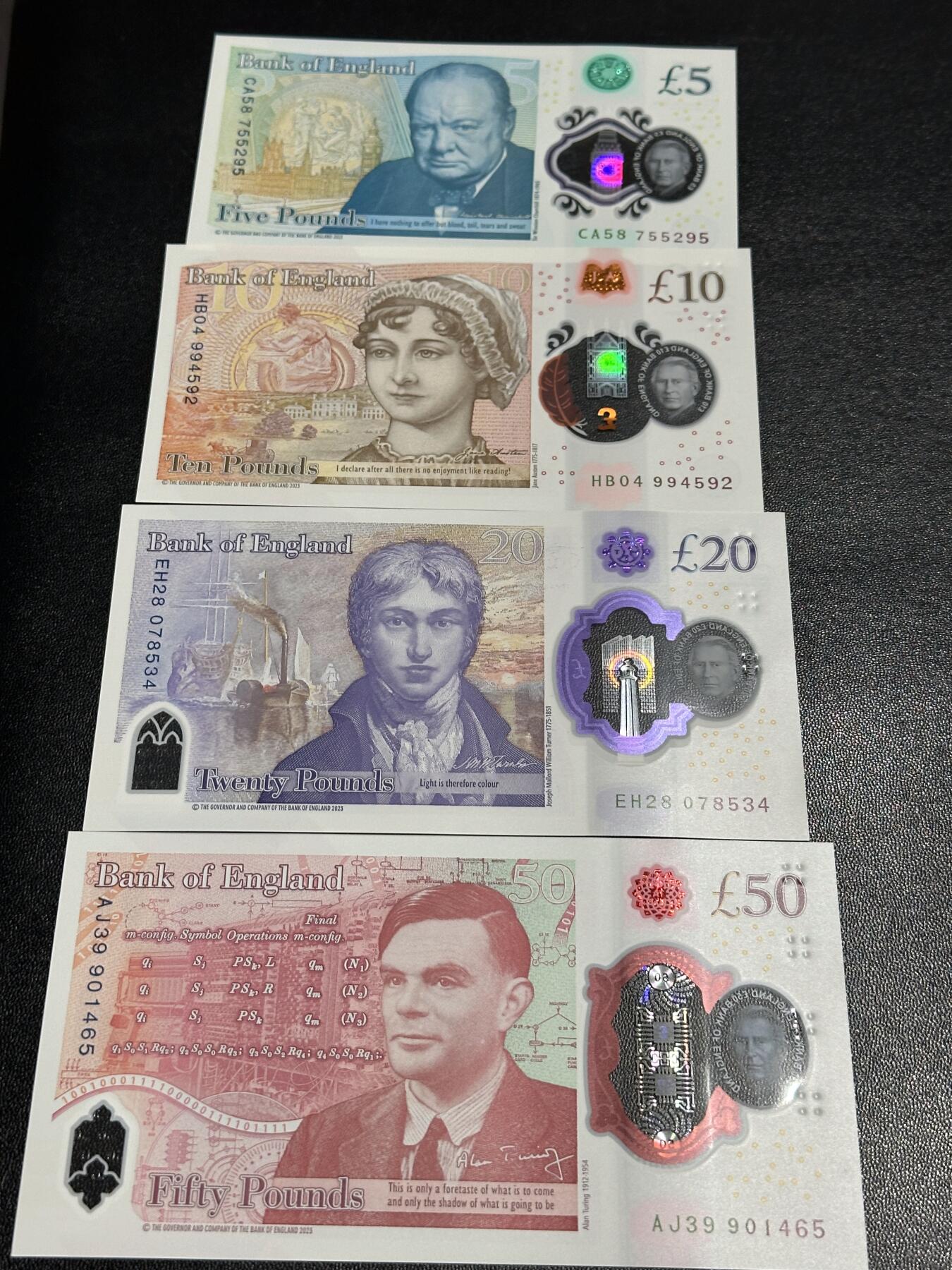 《外钞收藏家》第六百零九期（农历年前收官场、本期年后快递恢复正常再发货）（本平台长期征集拍品、欢迎藏友们联系合作） 英国查尔斯版5-50镑 四张一起 全新UNC