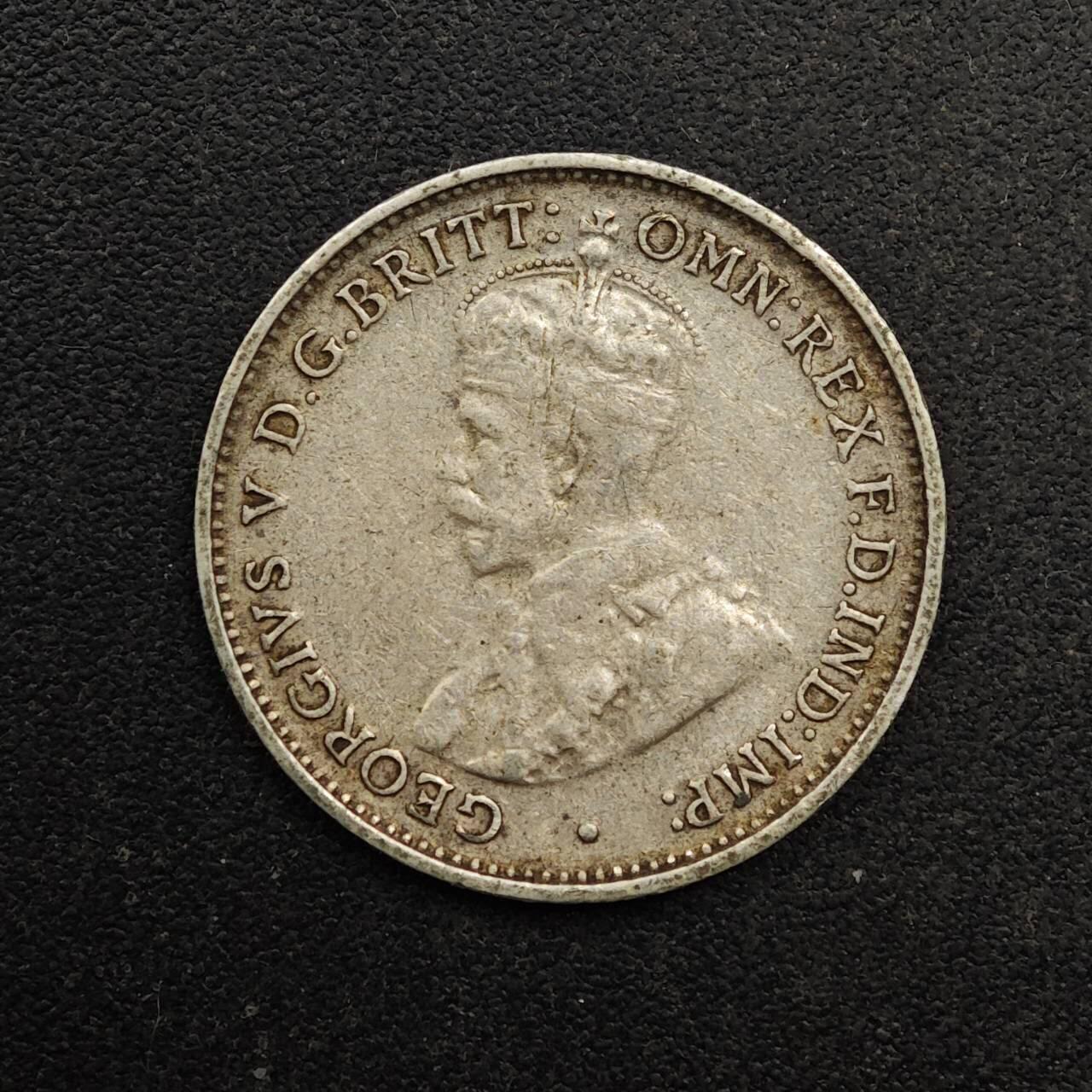 【淘币小摊】实时拍第八百六十七拍   小银币散币场    年前最后一周之前预留8号9号全部发出请更换最新收货地址不方便收货的请勿参拍或者顺丰到付 澳大利亚1936年乔治五世3便士银币