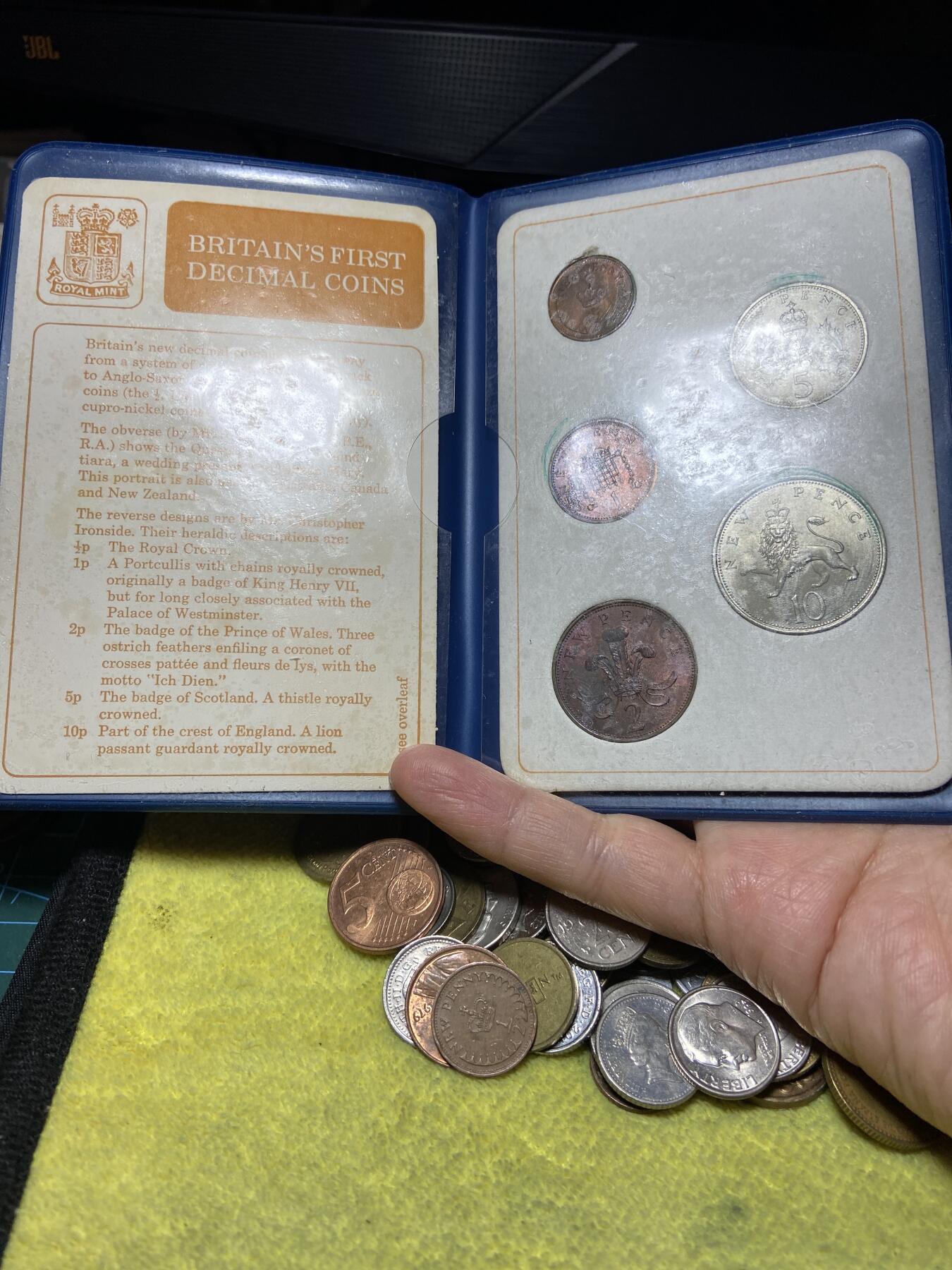 2026年第二十场(总第一百八十九场）外国好品散币场(免佣金) 英国🇬🇧十进制原册套币5枚(伊丽莎白二世中年花冠，十进制第一版首发年套币)