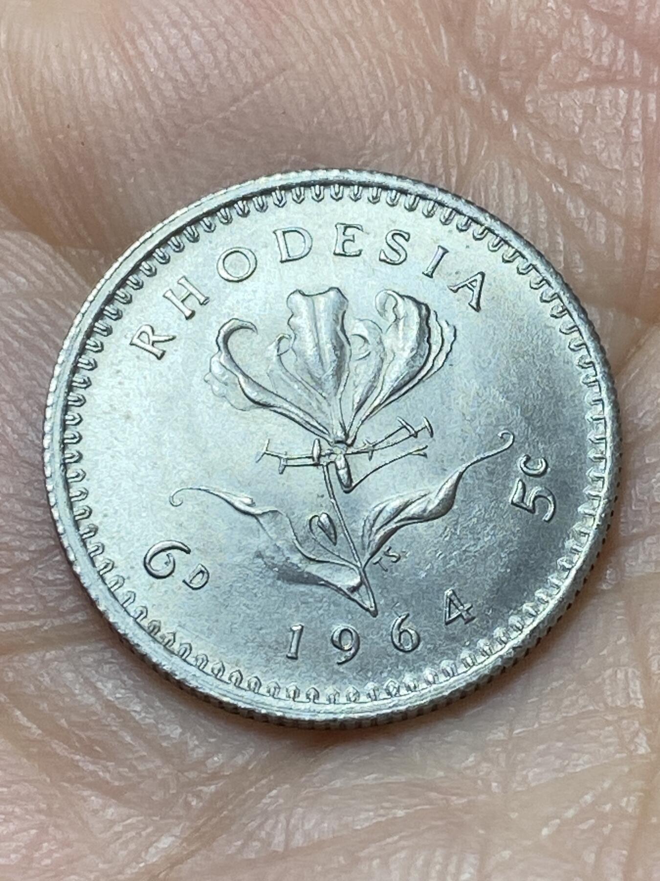 2026年第二十场(总第一百八十九场）外国好品散币场(免佣金) 好品–英属罗德西亚1964单年份5分(伊丽莎白二世中年花冠，6便士和5分双面值)