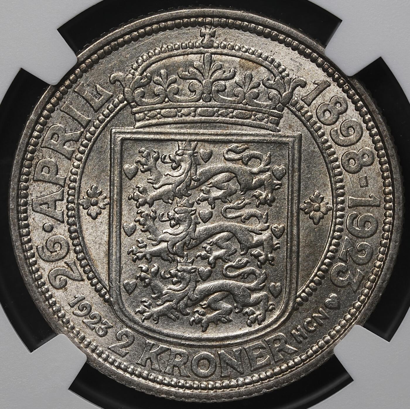 修遠堂世界钱币第104期 NGC MS64 1923年丹麦国王银婚纪念2克朗银币