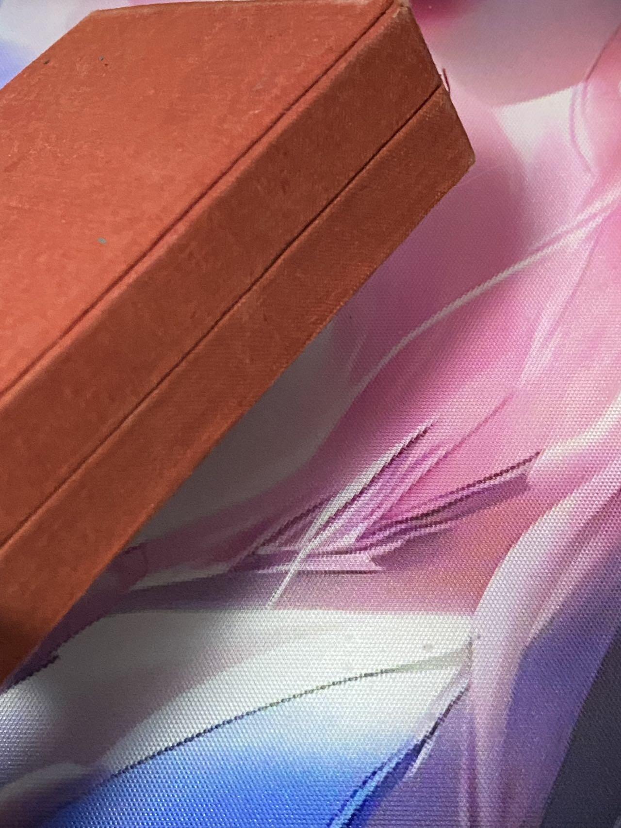 苏联勋章奖章2月12日晚上九点结束在麦稀奇 找不到的加我qq或者微信都是184277308备注苏章拍卖。最好加微信群每次都会通知还有提前可以一口价的 最近会持续拍卖一些东西。 苏联早期勋章盒子 多见二战时期颁发 后来的是油皮那种 品相很好