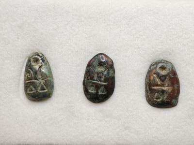  【淘币小摊】限时拍第八百六十六拍   散币场    年前最后一周之前预留8号9号全部发出请更换最新收货地址不方便收货的请勿参拍或者顺丰到付 - 战国时期楚国蚁鼻钱（又称鬼脸钱）