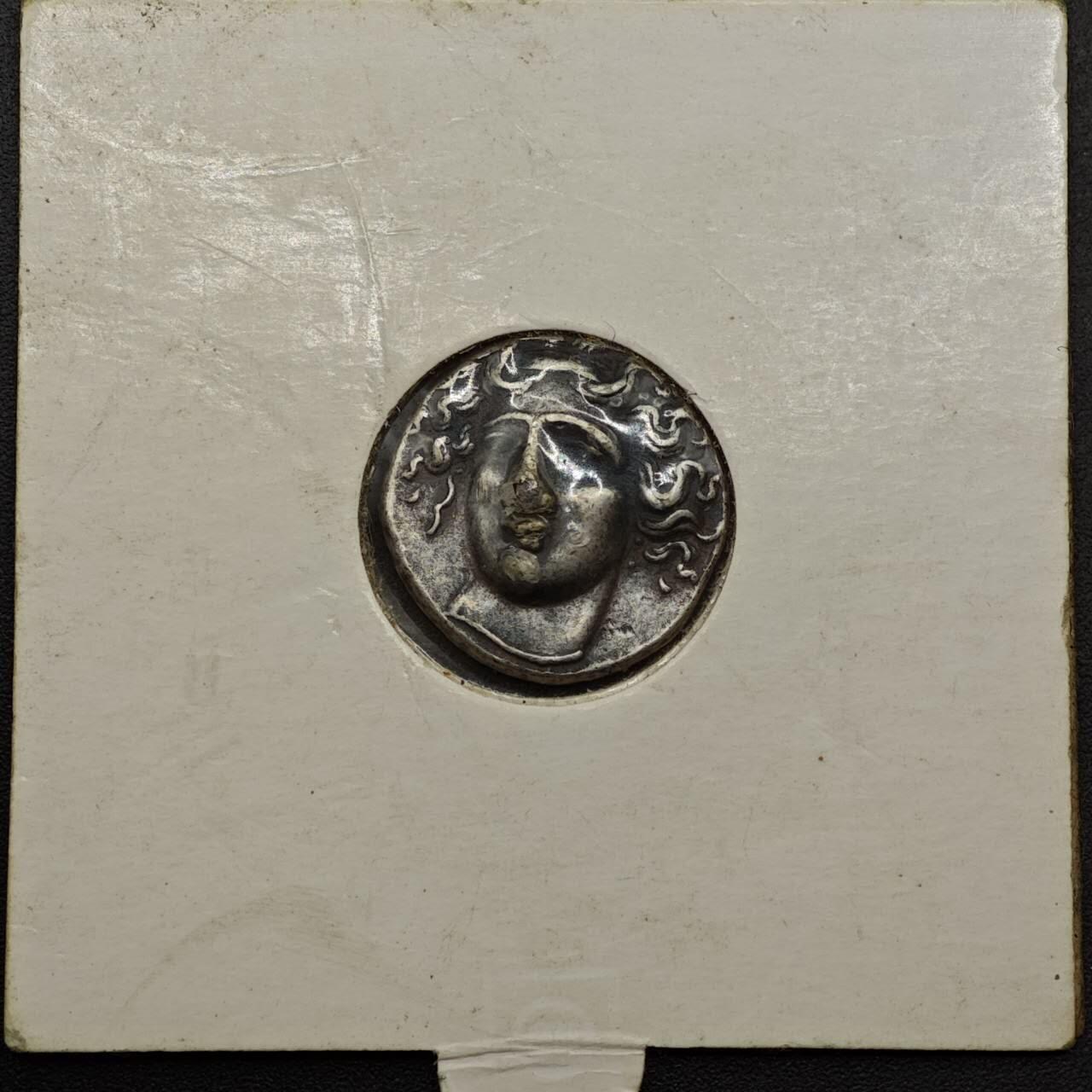  【淘币小摊】限时拍第八百六十六拍   散币场    年前最后一周之前预留8号9号全部发出请更换最新收货地址不方便收货的请勿参拍或者顺丰到付 古罗马仿制币