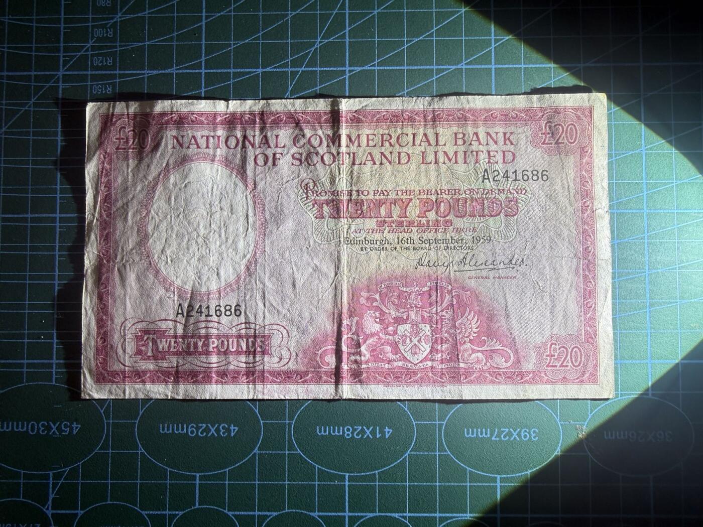 【炜奕收藏】，第五十九期，苏格兰多时期钞票，年前最后一期，拍后所有寄存物品将寄出 1959年苏格兰国家商业银行20镑，品相如图，少见品种
