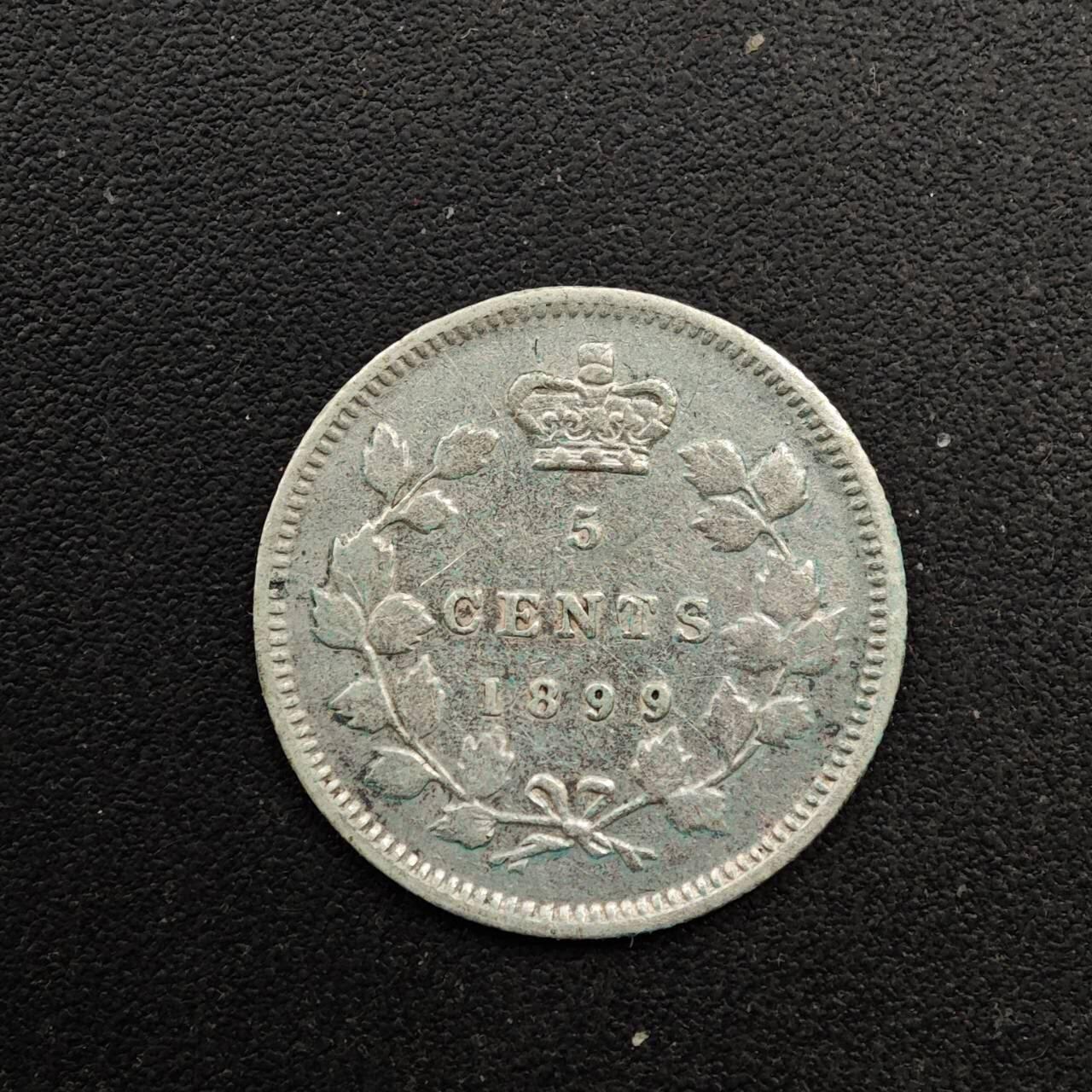  【淘币小摊】限时拍第八百六十六拍   散币场    年前最后一周之前预留8号9号全部发出请更换最新收货地址不方便收货的请勿参拍或者顺丰到付 加拿大1899年维多利亚5分银币