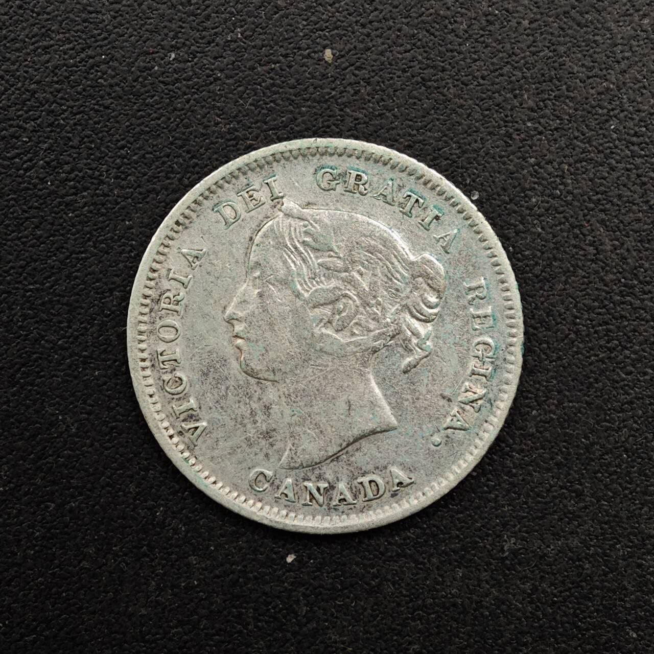  【淘币小摊】限时拍第八百六十六拍   散币场    年前最后一周之前预留8号9号全部发出请更换最新收货地址不方便收货的请勿参拍或者顺丰到付 加拿大1899年维多利亚5分银币