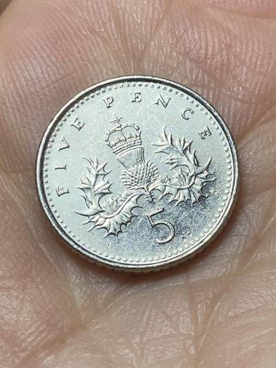 2026年第二十场(总第一百八十九场）外国好品散币场(免佣金) - 英国🇬🇧2007年5便士(伊丽莎白二世老年，冠蓟版)