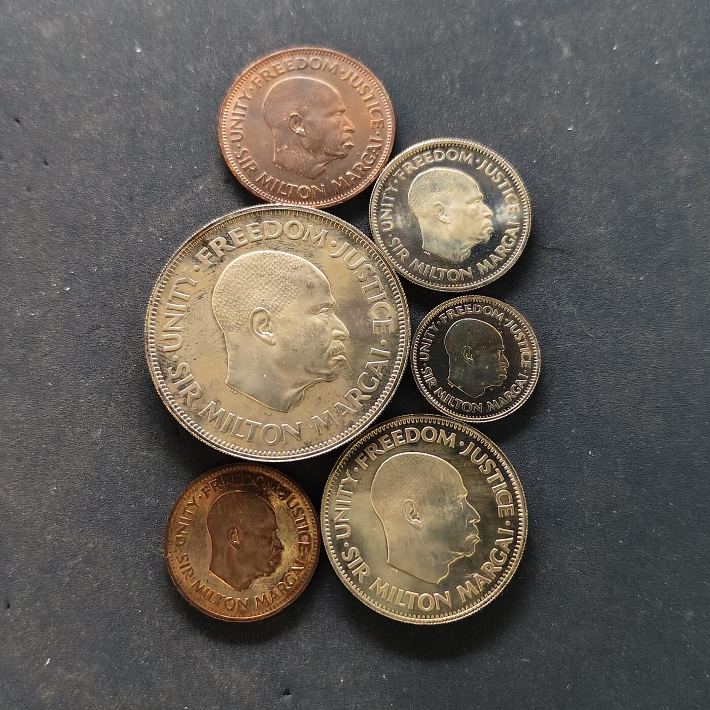 【全场包邮】纯粹捡漏拍501场-持续更新中 塞拉利昂1964年官方精制套币-首版PS1