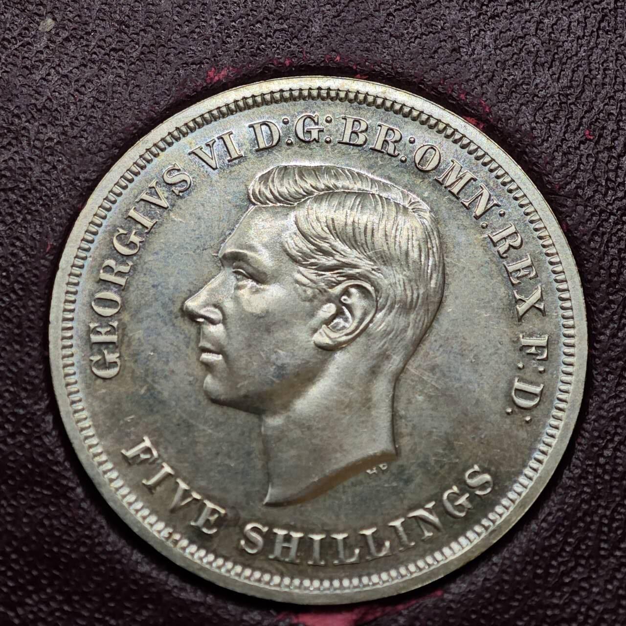  【淘币小摊】限时拍第八百六十六拍   散币场    年前最后一周之前预留8号9号全部发出请更换最新收货地址不方便收货的请勿参拍或者顺丰到付 英国1951年乔治六世五先令镍马剑原盒原证