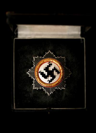 欢庆春节！戎马世界章牌大赏第112期春节大拍  德专场 - 原盒库存极品德意志十字勋章 杆打20标