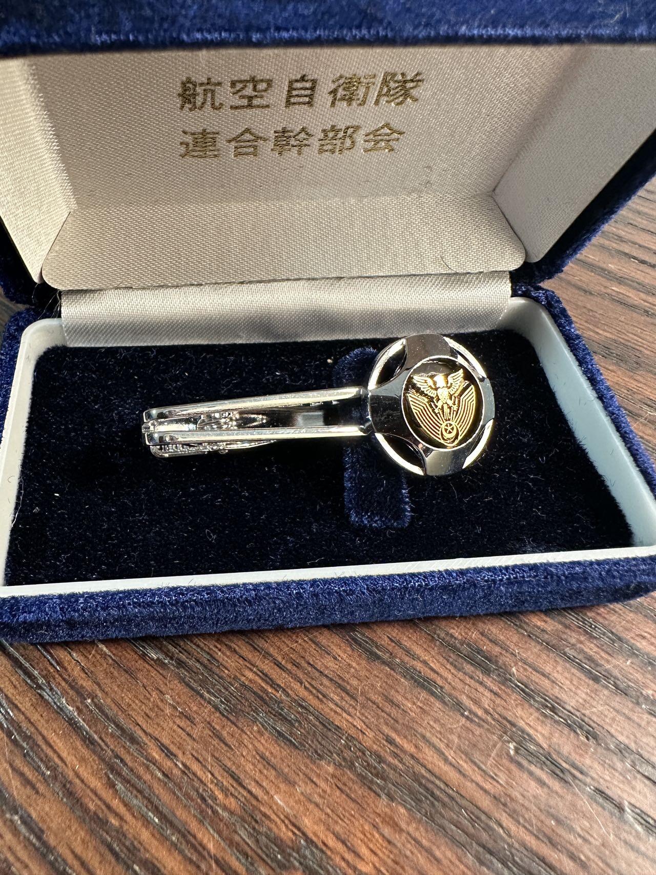 蒂克钱币 -第58场 日本企业章 徽章专场 日本航空自卫队 联合干部会 领带夹 有编号189